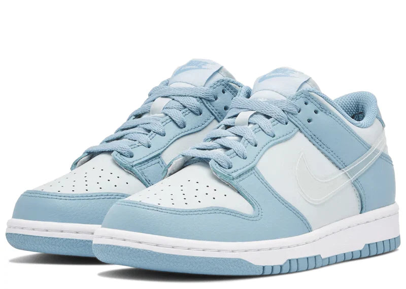 Nike Dunk ‘Clear Aqua’