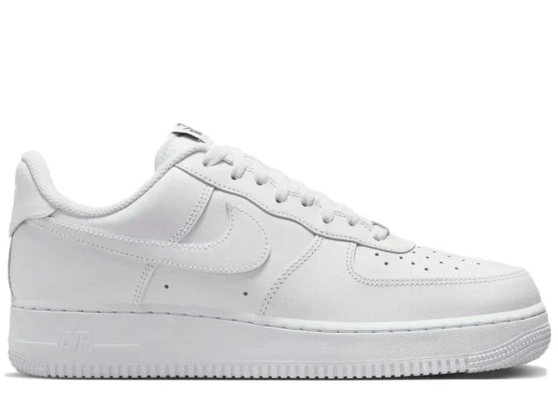 NIKE AIR FORCE 1 LOW FLYEASE WHITE